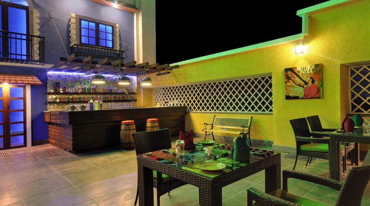 The Fern Residency Rajkot Otel Dış mekan fotoğraf