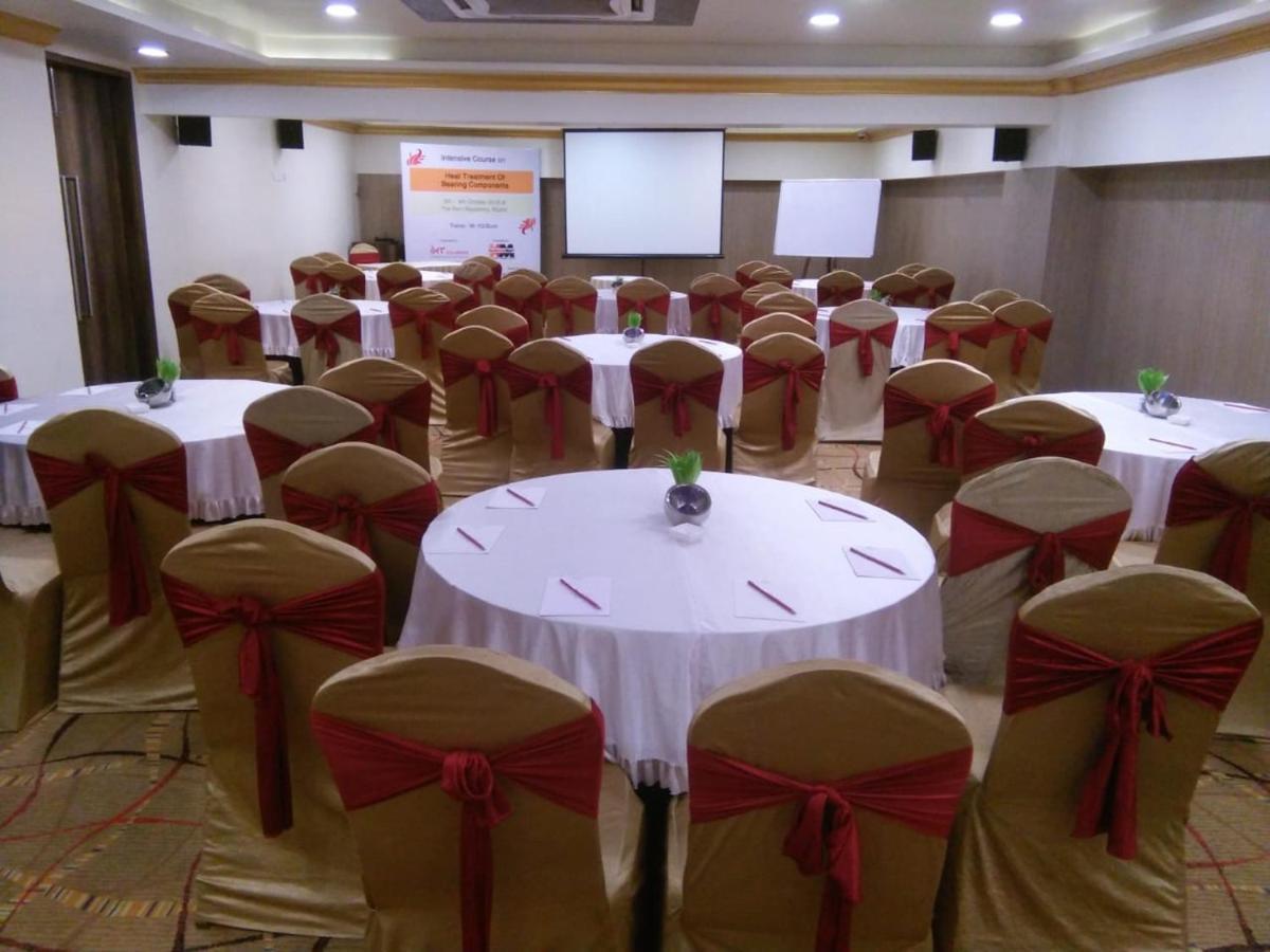 The Fern Residency Rajkot Otel Dış mekan fotoğraf