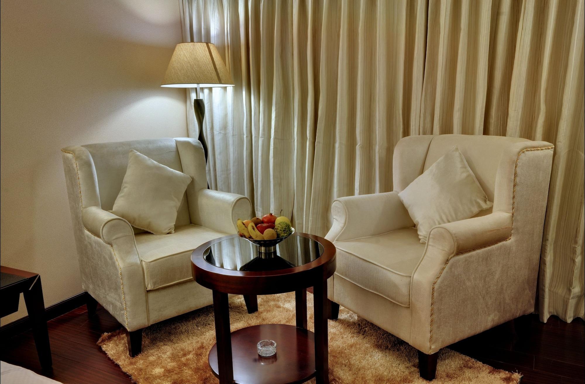 The Fern Residency Rajkot Otel Dış mekan fotoğraf