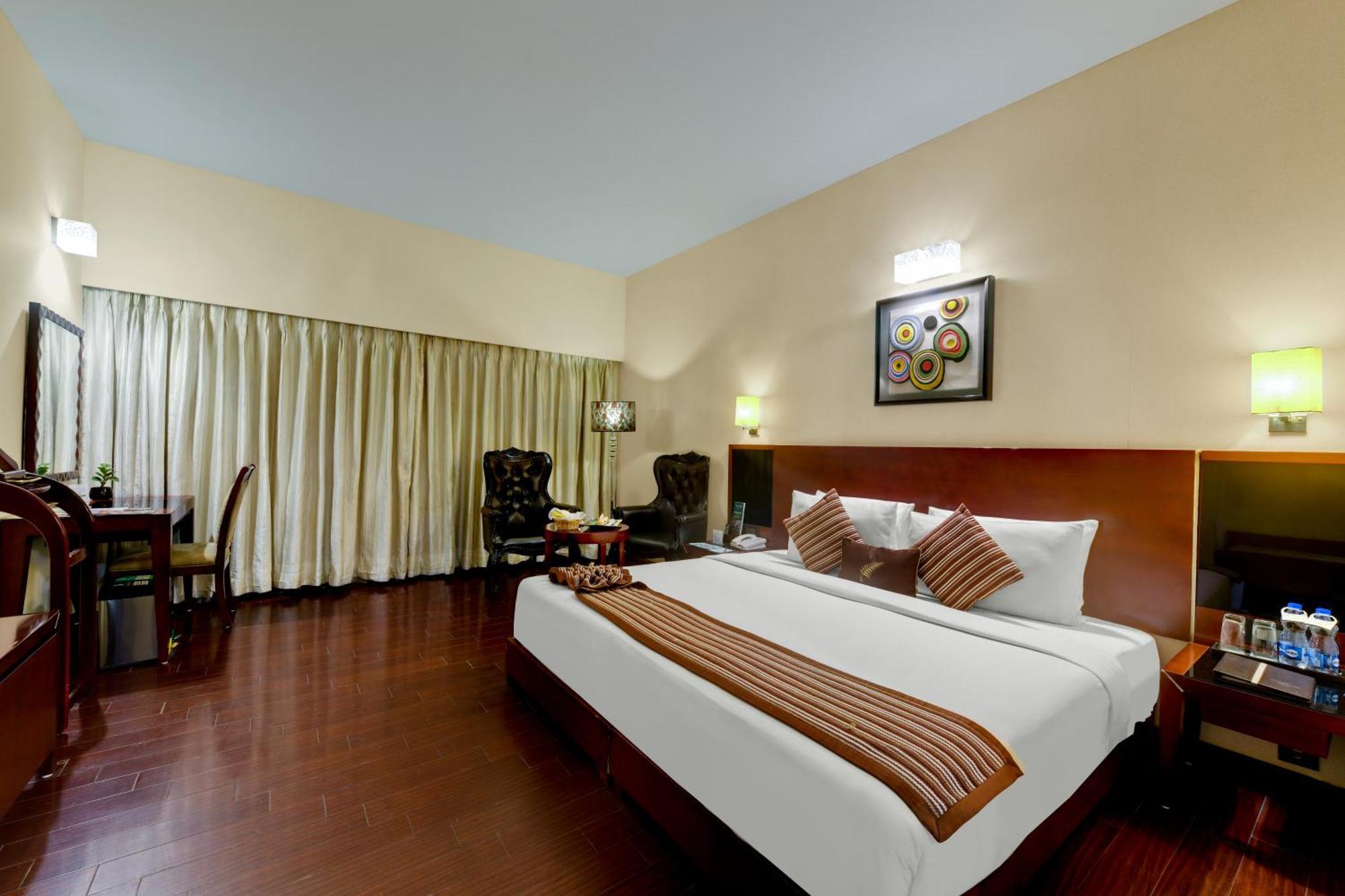 The Fern Residency Rajkot Otel Dış mekan fotoğraf