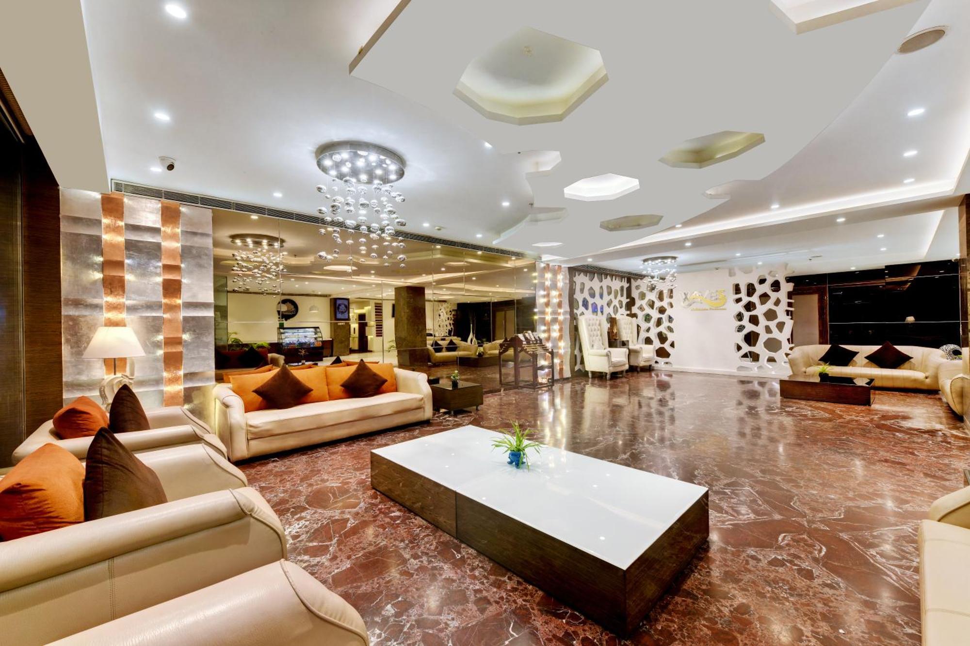 The Fern Residency Rajkot Otel Dış mekan fotoğraf