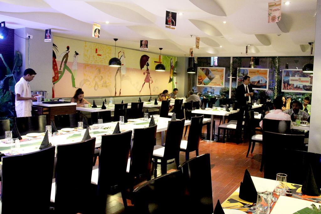 The Fern Residency Rajkot Otel Dış mekan fotoğraf